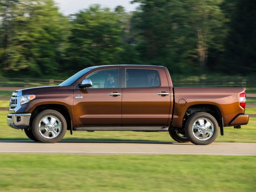  Toyota Tundra 1794 Edition 2013 года  (фото 37 из 40)